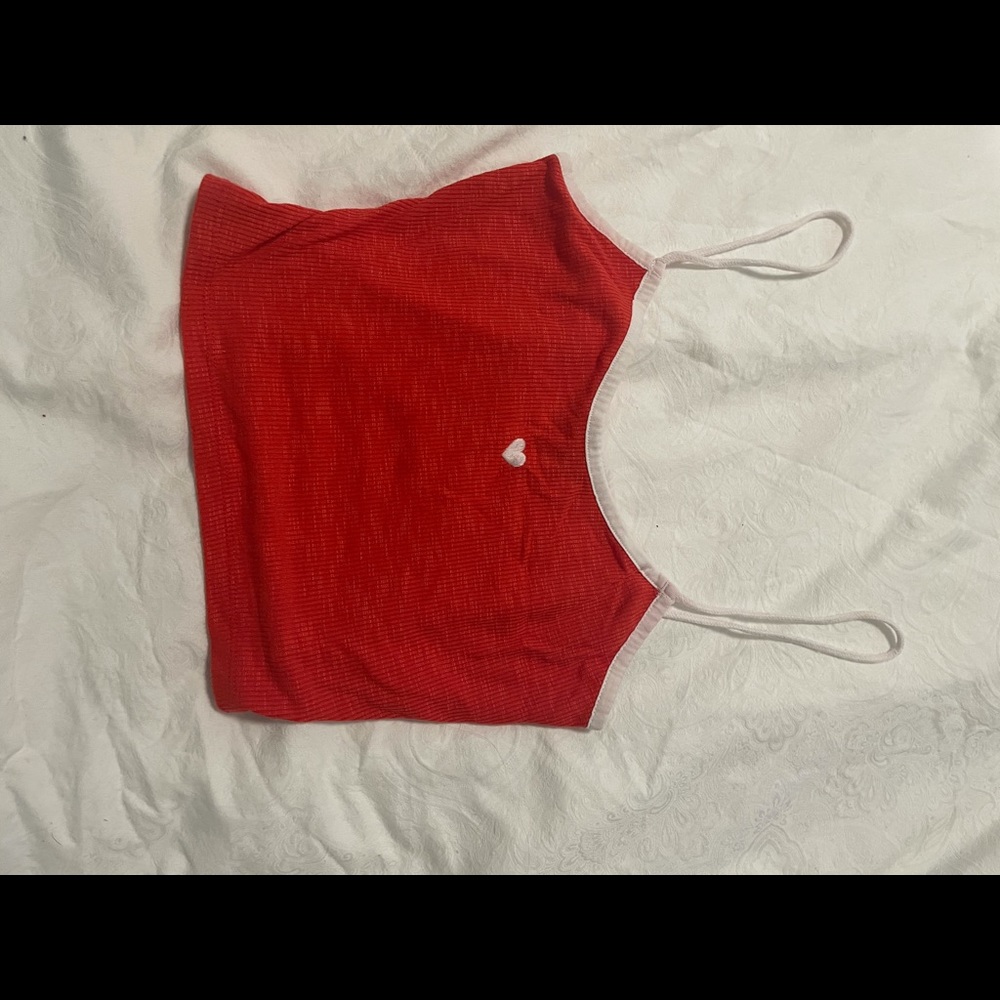 red and white tank top